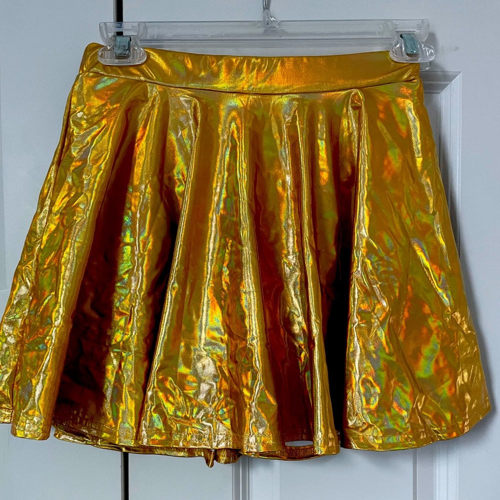 Gold sparkly skirt.